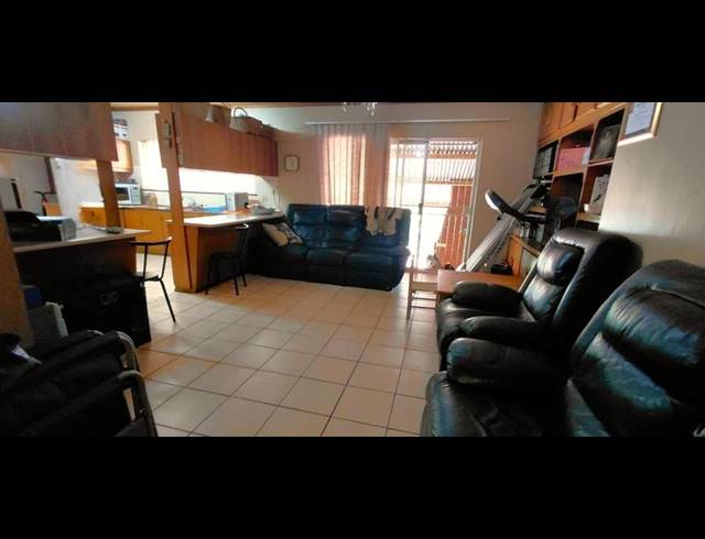 4 BEDROOM HOUSE FOR SALE IN PELLISSIER